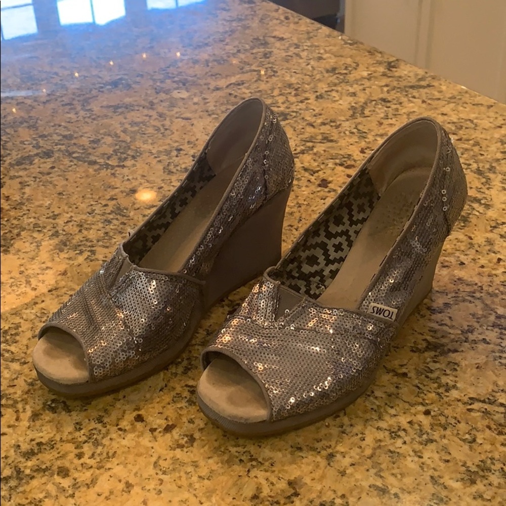 Toms wedges